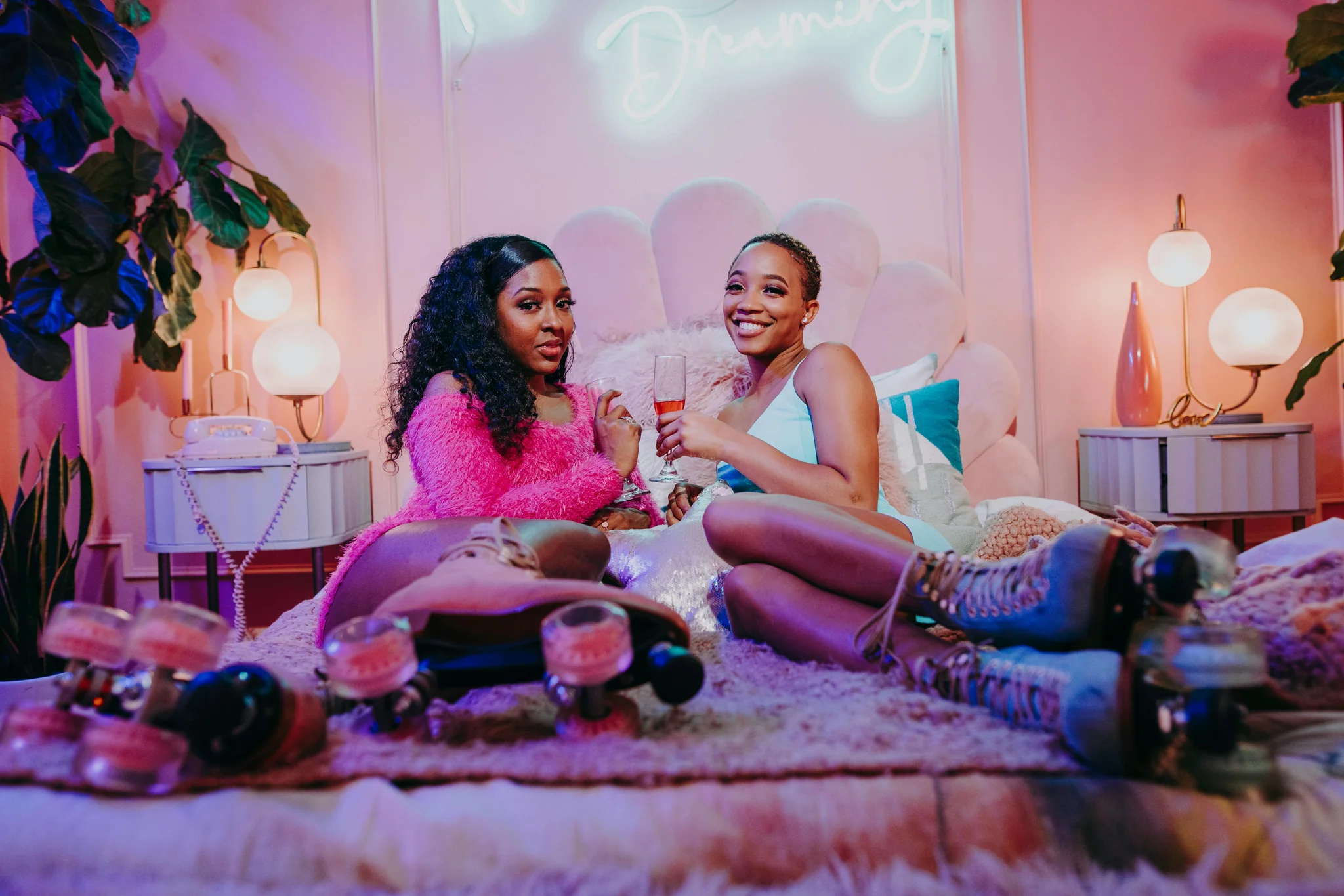 YouTube and Instagram video content sharing