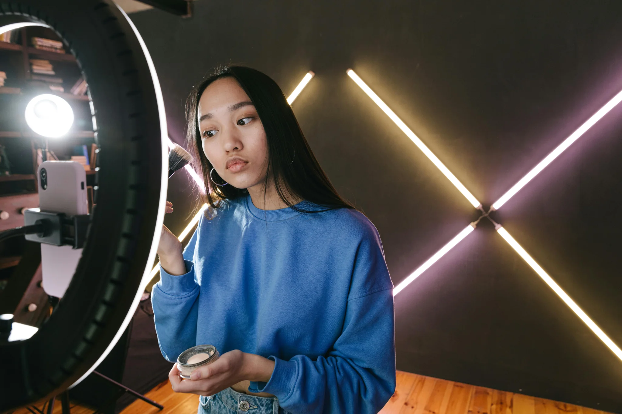 Vertical video content creation for YouTube Shorts and mobile platforms